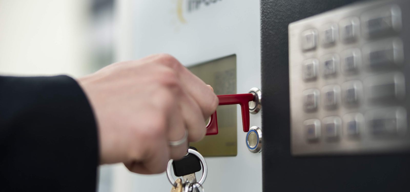 Keypad toucher
